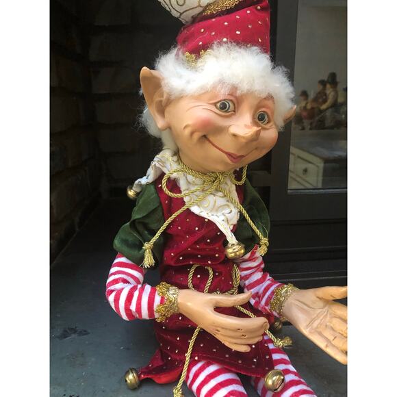 Large Poseable Elf Doll Christmas Decor 34" - Picture 6 of 7